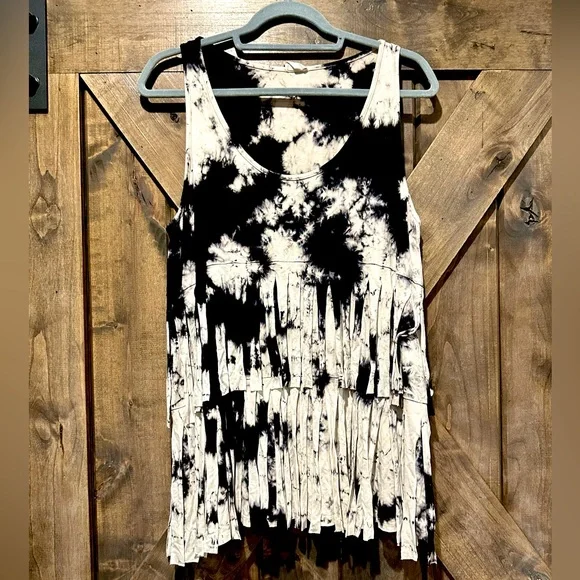 EUC Blue Buttercup Tie Dye Tiered Fringe Tank Top Sz L - Picture 1 of 13